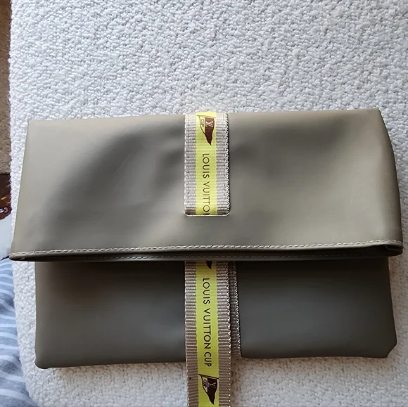Louis Vuitton Cup Gray Tote with Yellow Strap (2 Piece) - Authencity Cert Incl. - Picture 7 of 16